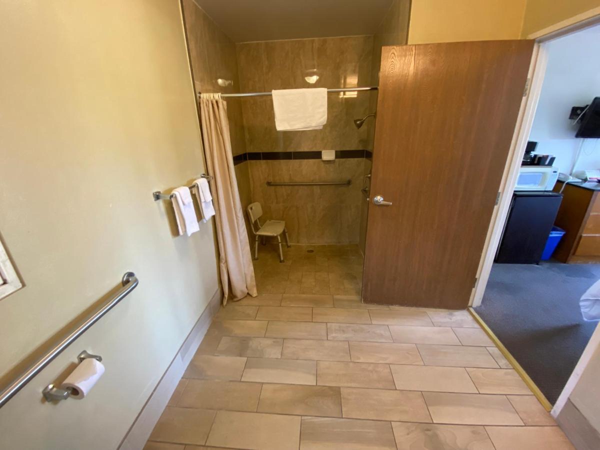 Motel Town And Country 2*