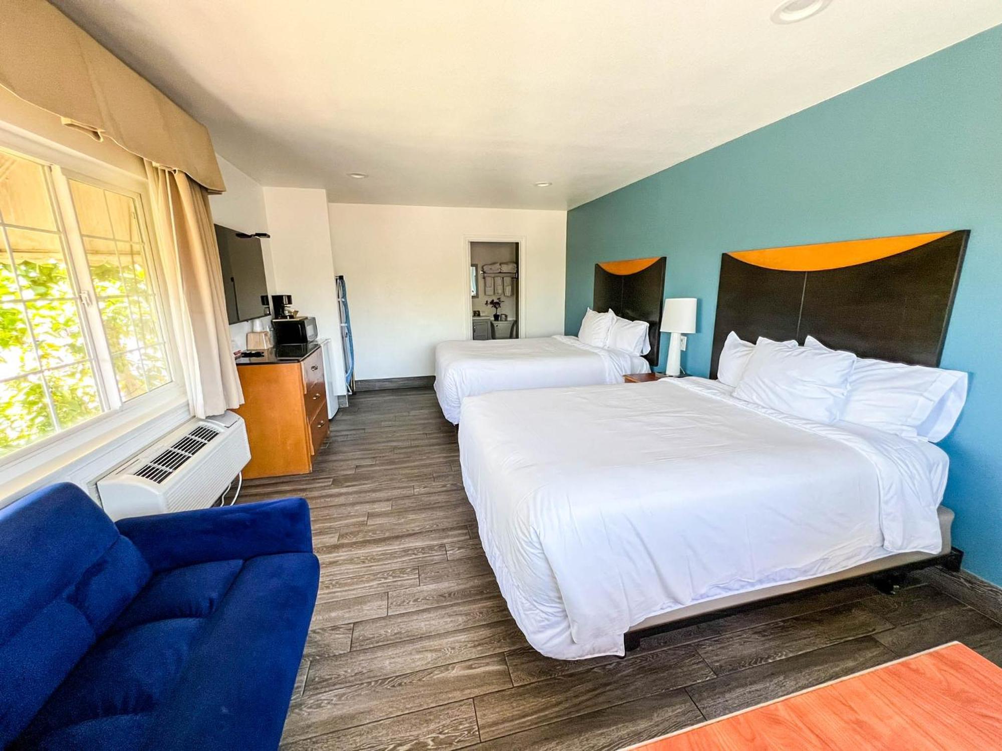 Motel Town And Country 2*